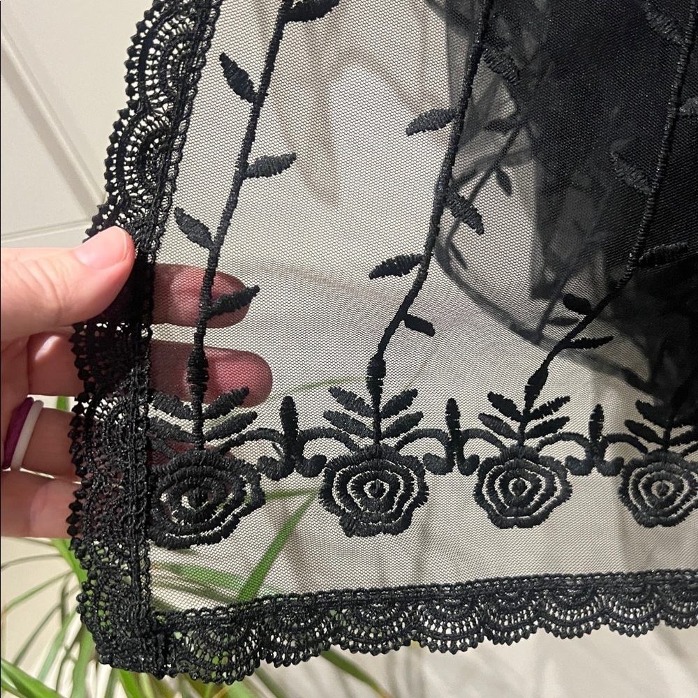 Torrid Black Lace Ruana Kimono Duster - Picture 11 of 14